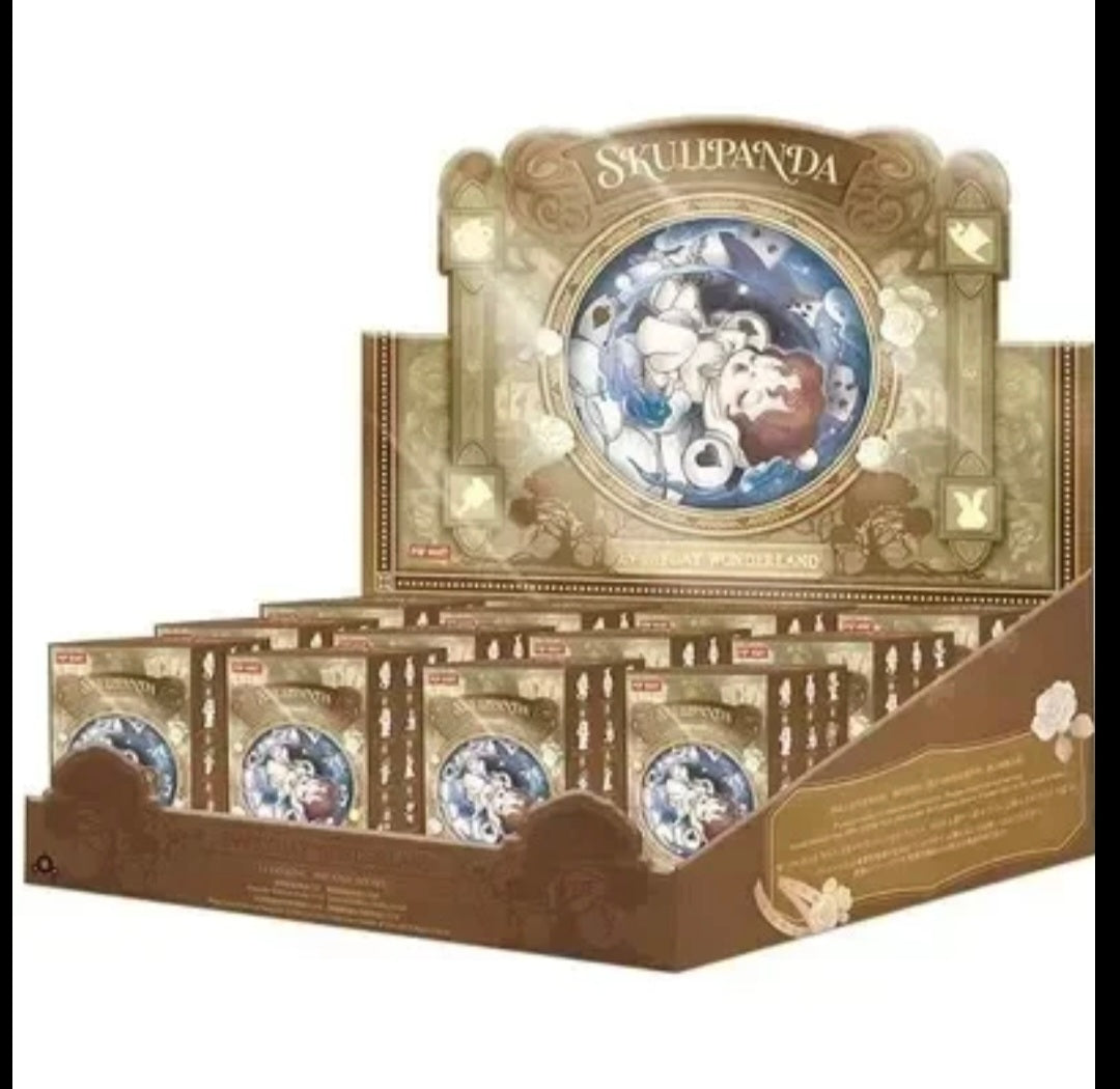 Skullpanda Alice in Wunderland